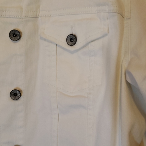White Blue Jean Jacket - Picture 7 of 7